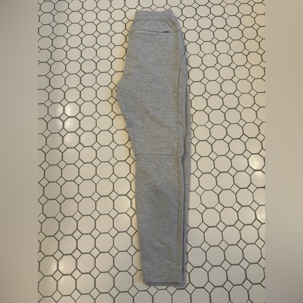 Lululemon Men's Gray Joggers